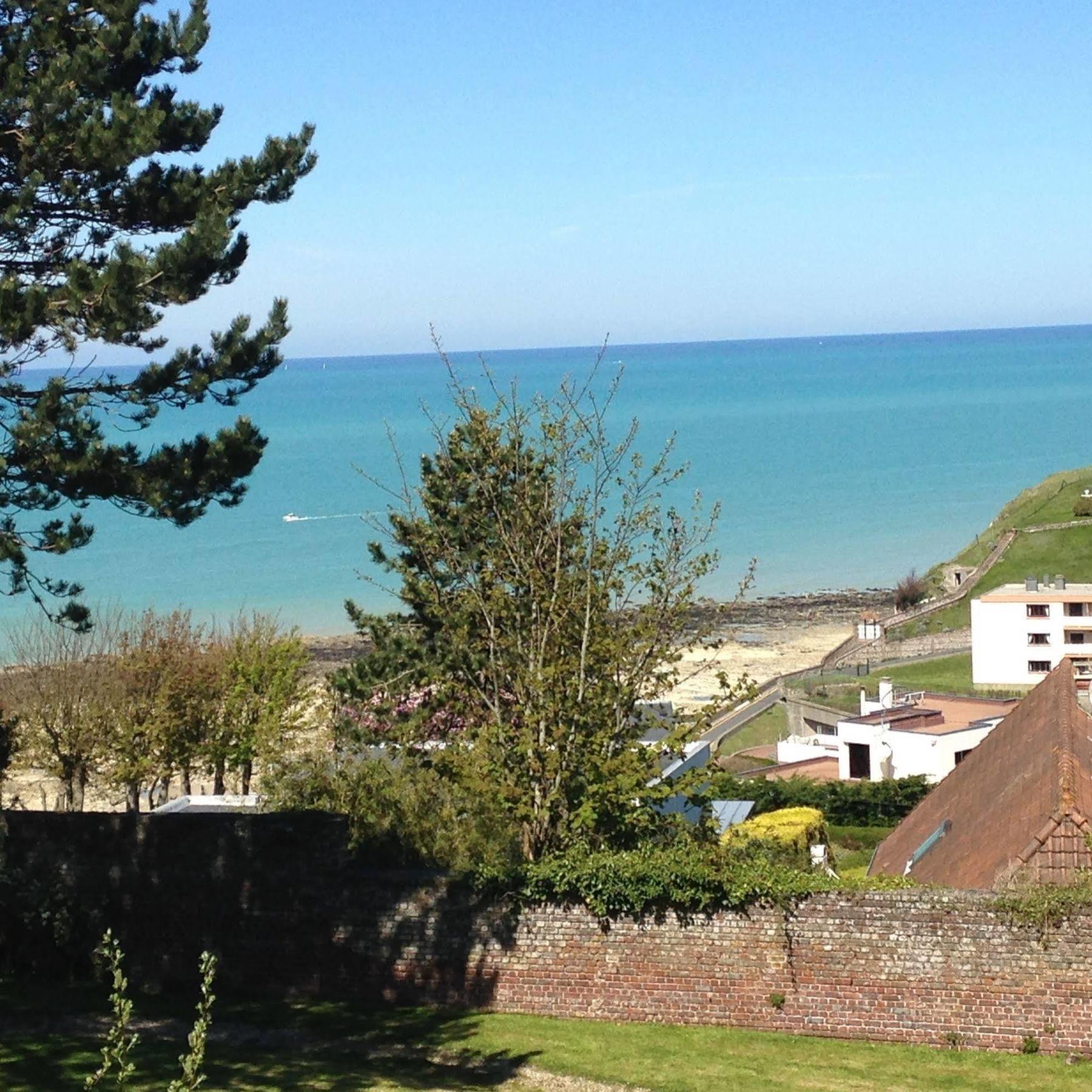 Auberge Du Vieux Puits Dieppe Esterno foto